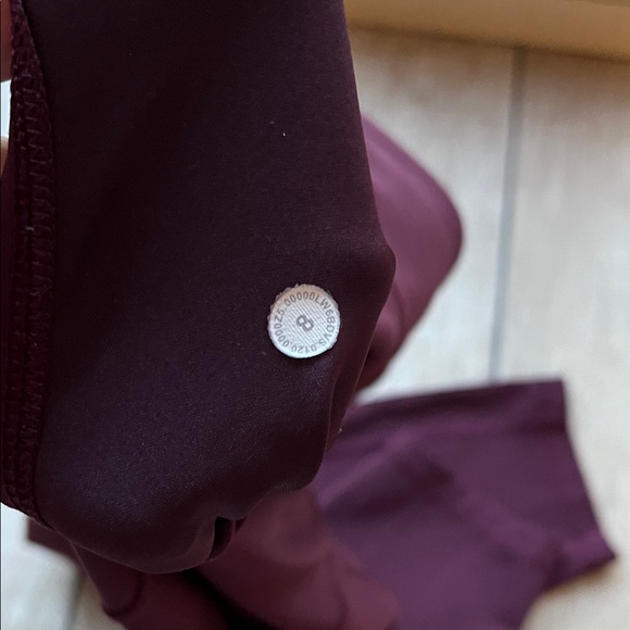 Lululemon High Rise Pocket Leggings Wine Red | Size 8 - Picture 4 of 7